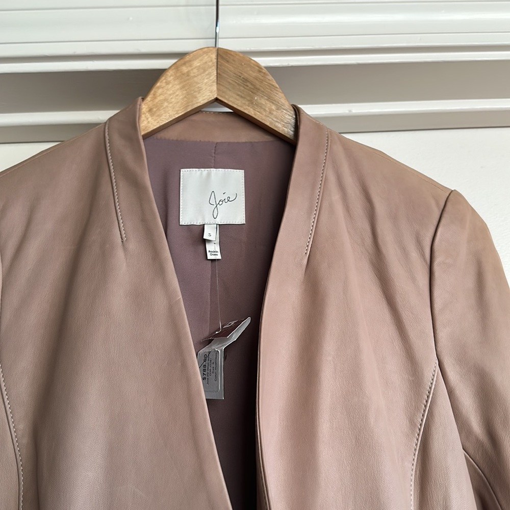 Leather jacket - Picture 8 of 17